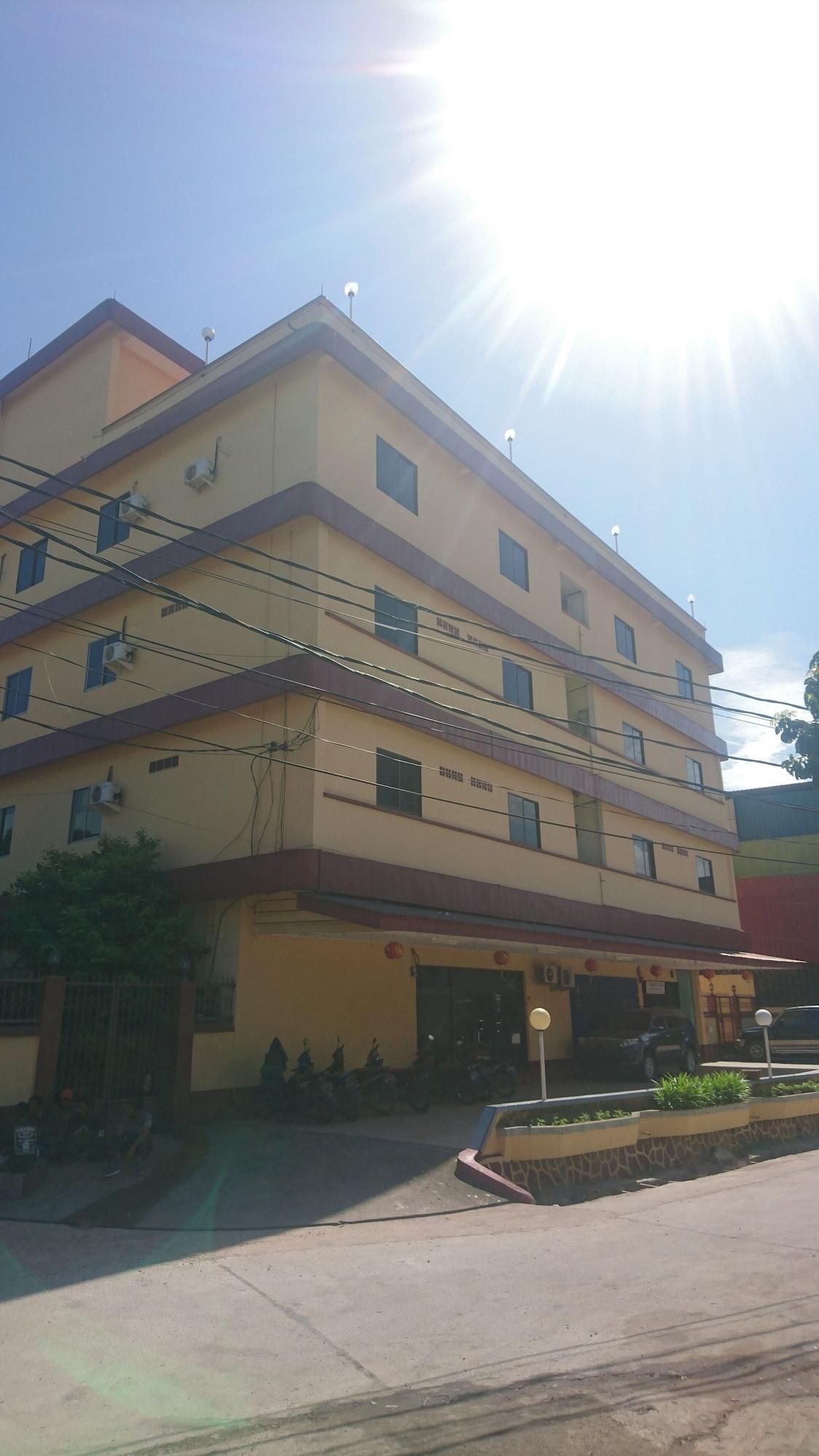 Hotel Pelita Terang Nagoya Exteriér fotografie